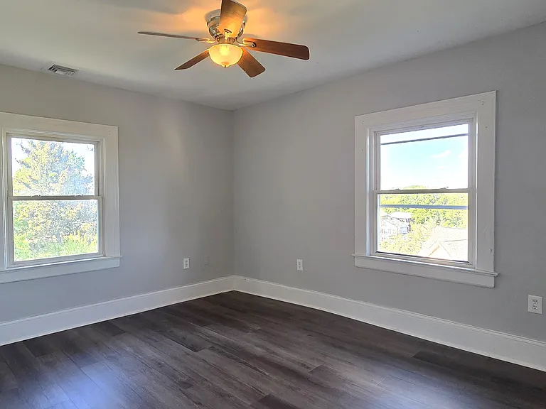 2nd bedroom has ceiling fan