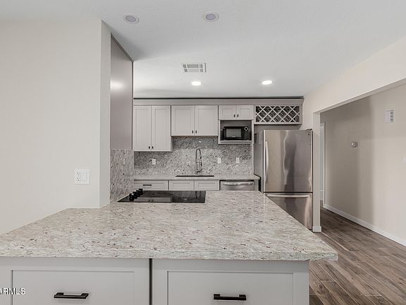 3rd image of 7807 E PALM Lane