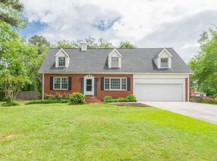 5636 Pinedale Cir, Sugar Hill, GA 30518