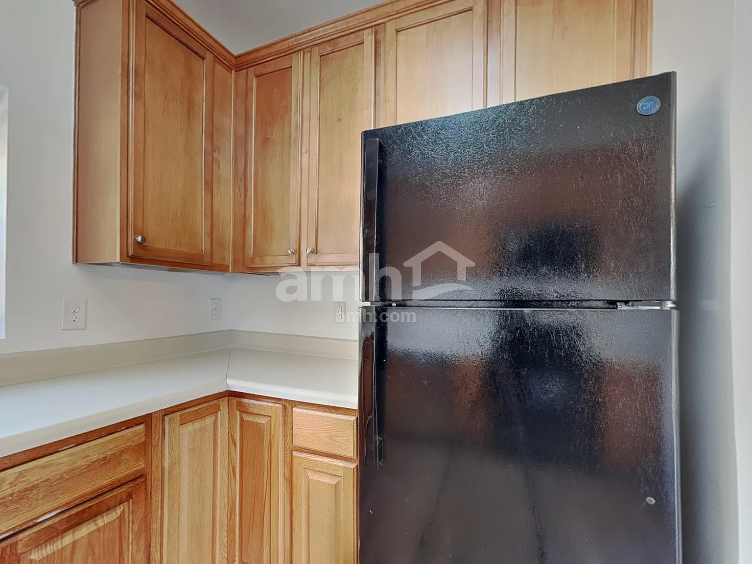 4 bed, 2.5 bath, 1395 sqft, $1,915 — Photo 4
