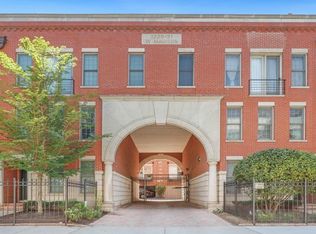 1229 W Madison St UNIT Q, Chicago, IL 60607