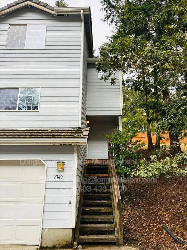 3 bed, 2.5 bath, 1768 sqft, $2,595 — Photo 2