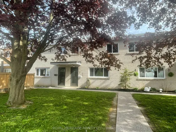 137 Furnace St #7, Cobourg, ON K9A 2E5