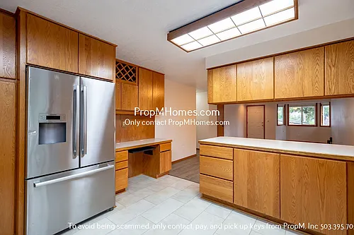 2627 SE Park Ave Photo 1