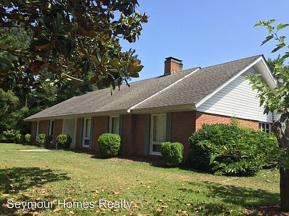 2nd image of 303 Pineland Dr