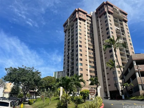 98-351 Koauka Loop APT C1708, Aiea, HI 96701