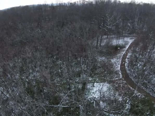 151 Shoestring Ridge Rd, Gallipolis, OH 45631