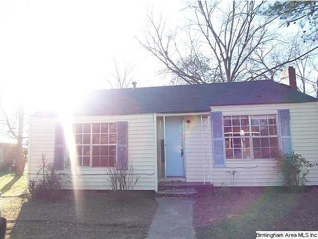 1st image of 3004 Gresham Cir