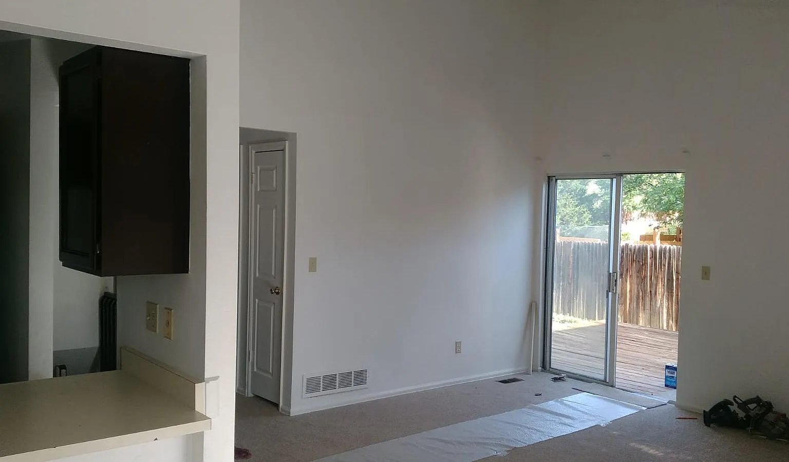 3 bed, 1825 sqft, $2,700 — Photo 2