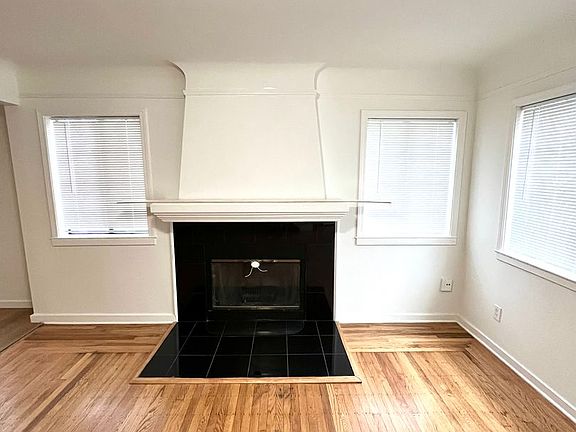 3rd image of 257 Santa Dominga Ave