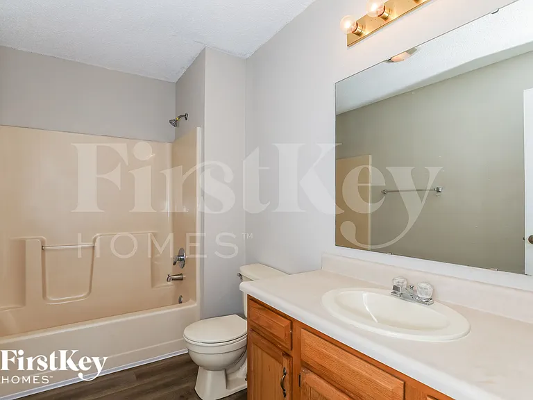 8813 Brassport Cir — Photo 11