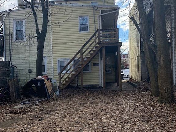 2nd image of 1428 Liberty St