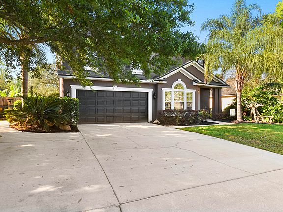 3rd image of 3150 Double Oaks Dr