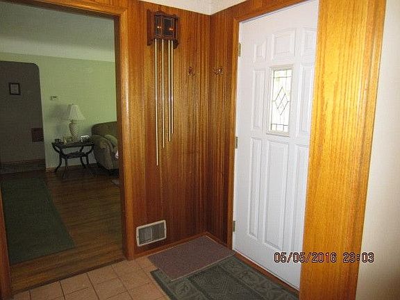 3rd image of 6259 Baker Ave NE