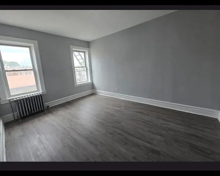 379 Sanford Ave #3 — Photo 4