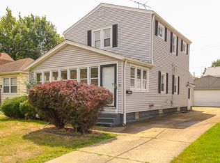 18200 Landseer Rd, Cleveland, OH 44119