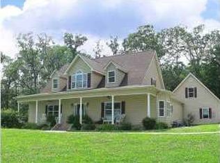 330 Old Lead Mine Valley Rd SW, Cleveland, TN 37311