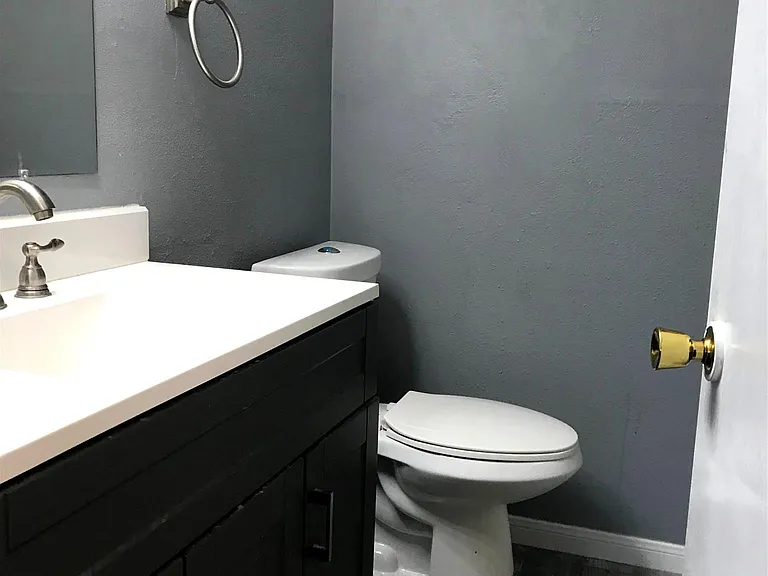 215 Flamingo Cir — Photo 8