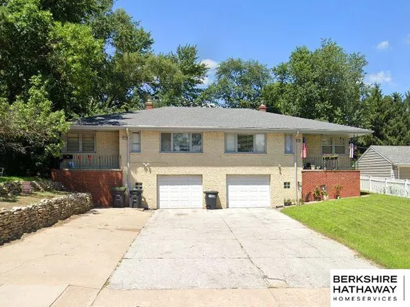 6144 & 6146 Western Ave, Omaha, NE 68132