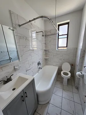 Rented by Grand Group Realty | media 9