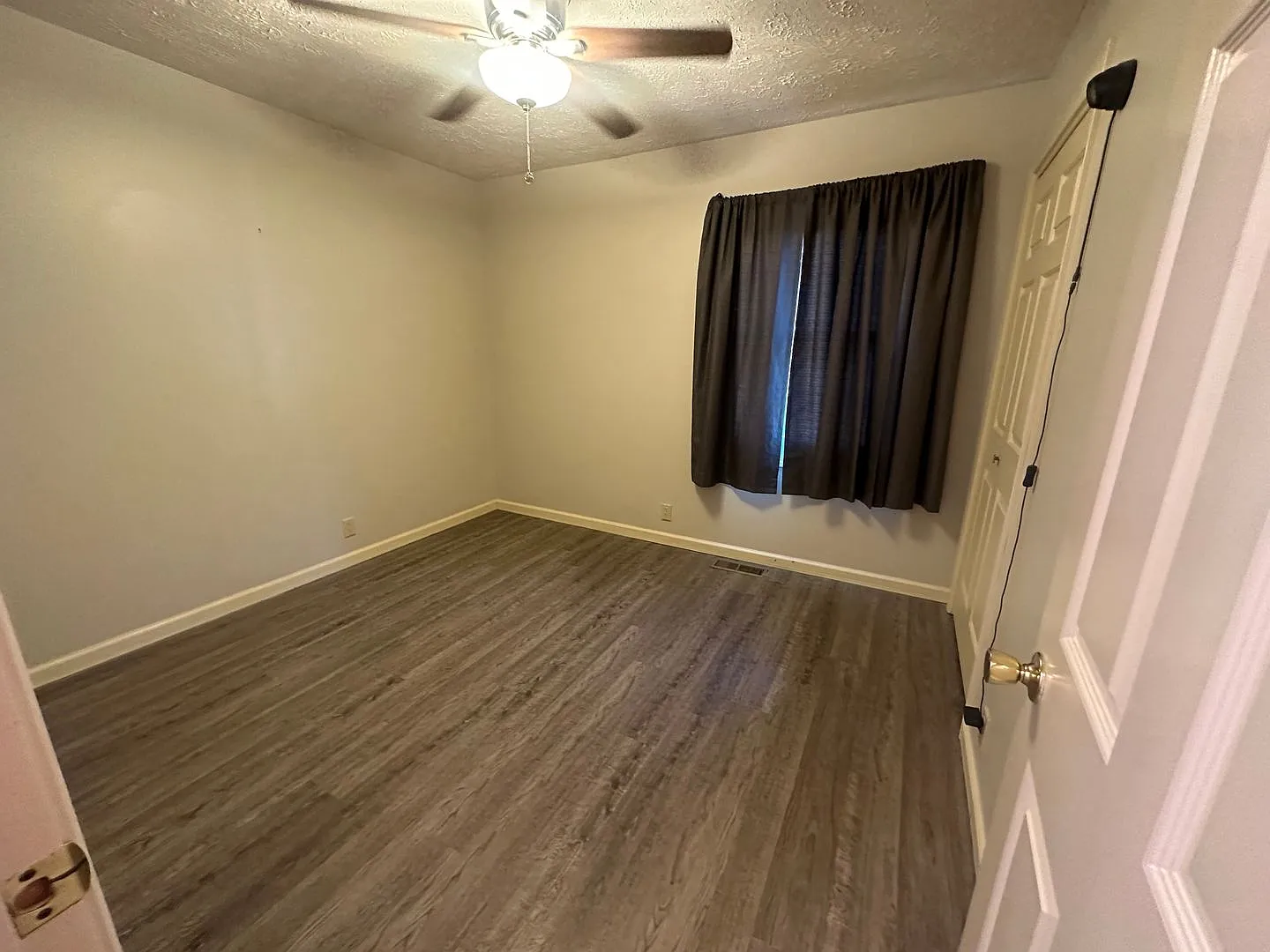 Welcome to this charming 3 bedroom, 2 bathroom home located in West Lafayette, IN. — Photo 4