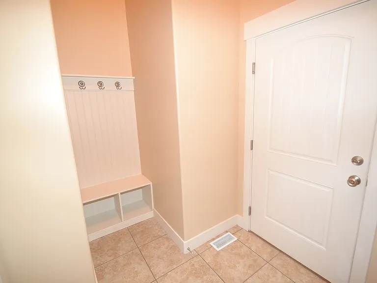 938 W Rebecca View Dr — Photo 20