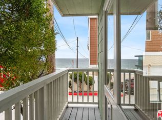 115 44th St, Manhattan Beach, CA 90266