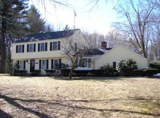 93 Raleigh Tavern Ln, North Andover, MA 01845