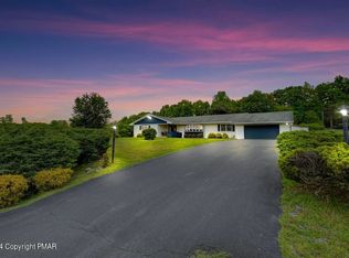 3308 Parker Ln, East Stroudsburg, PA 18301