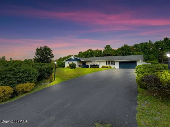 3308 Parker Ln, East Stroudsburg, PA 18301