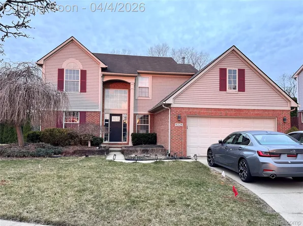 9228 W Walden Dr, Van Buren Township, MI 48111