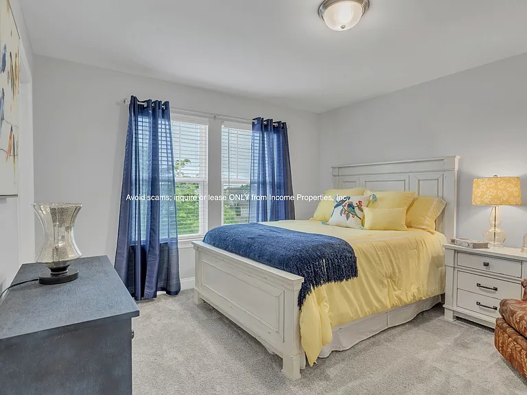 4937 Riverbank Dr — Photo 23