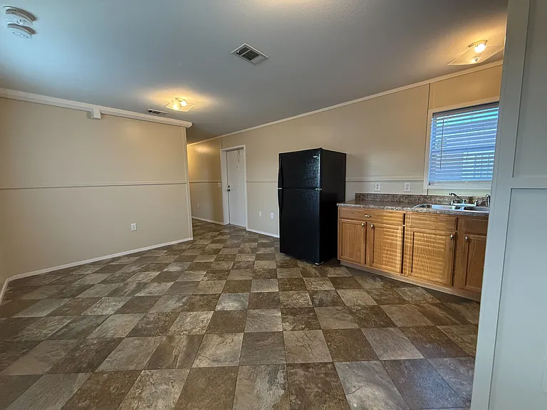 709 N Collins Fwy #156 — Photo 25