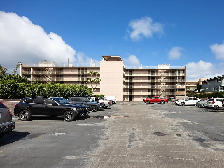 68-55 Akule St #501 — Photo 43