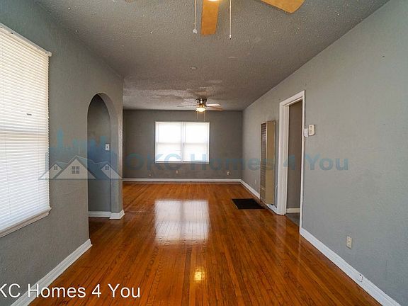 4th image of 2312 NE 26th St