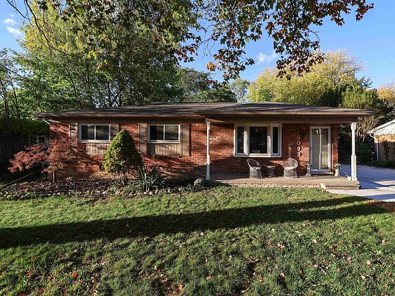 3rd image of 5093 Northlawn Dr