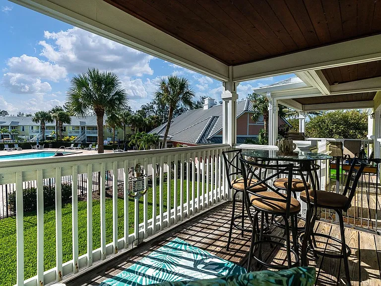 102 Pompano Dr SE #C — Photo 24