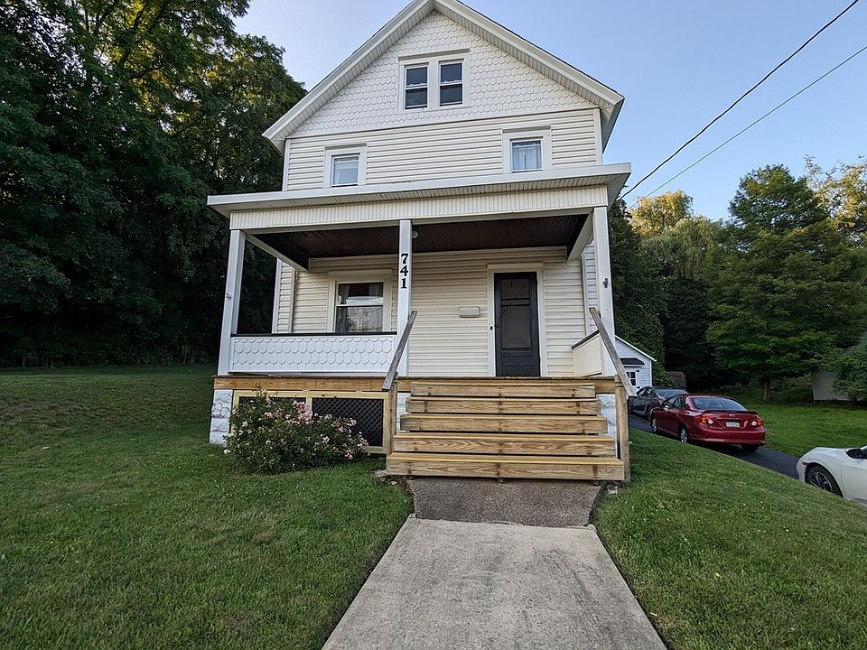 1st image of 741 Washington St