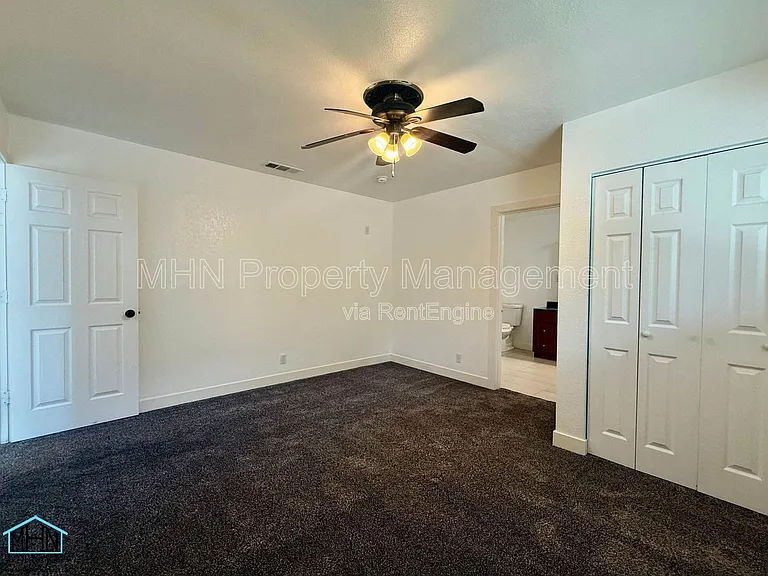100 Bluet Ln — Photo 14