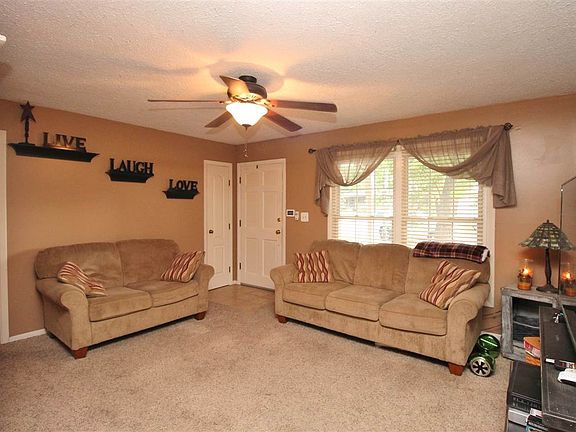 2nd image of 508 Ash Ln