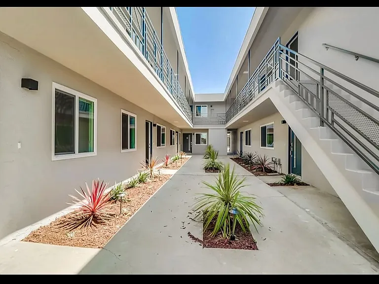 1193 Florence Street — Photo 14
