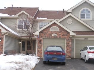 1320 Coldspring Rd, Carol Stream, IL 60188