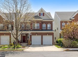 11307 Bulova Ln, Fairfax, VA 22030