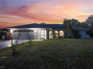 511 Thompson Ave, Lehigh Acres, FL 33972