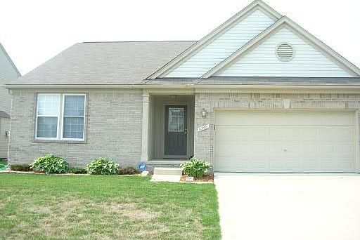 1st image of 6390 Oakhurst Dr