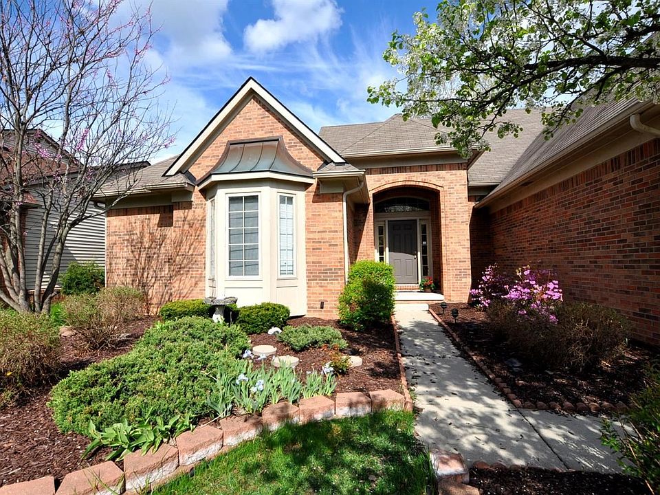 1st image of 2914 Leslie Park Cir