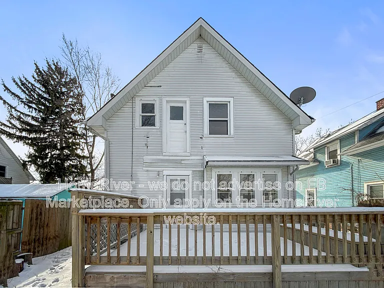1014 Berdan Ave — Photo 9