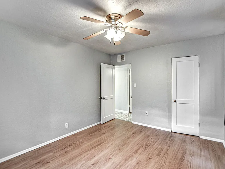 Vintage Ranch Home — Photo 13