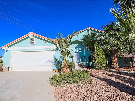 3rd image of 796 Santree Cir