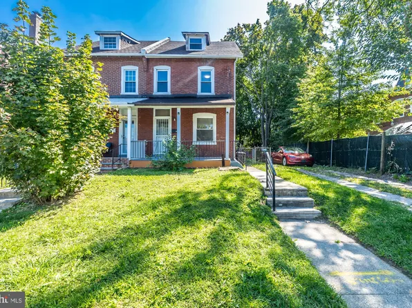 7211 N Broad St, Philadelphia, PA 19126
